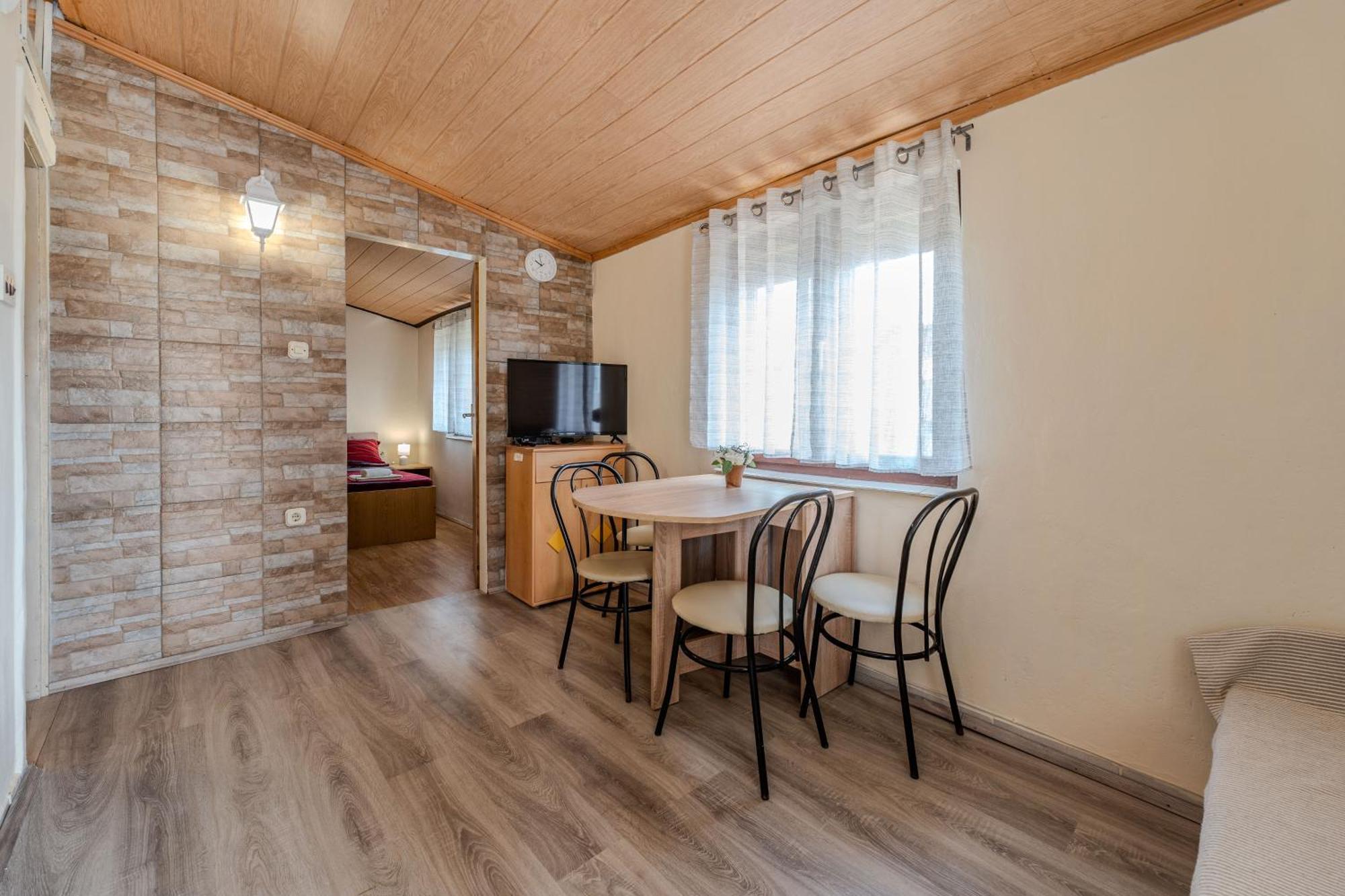 Apartmani Prpic Vir Buitenkant foto