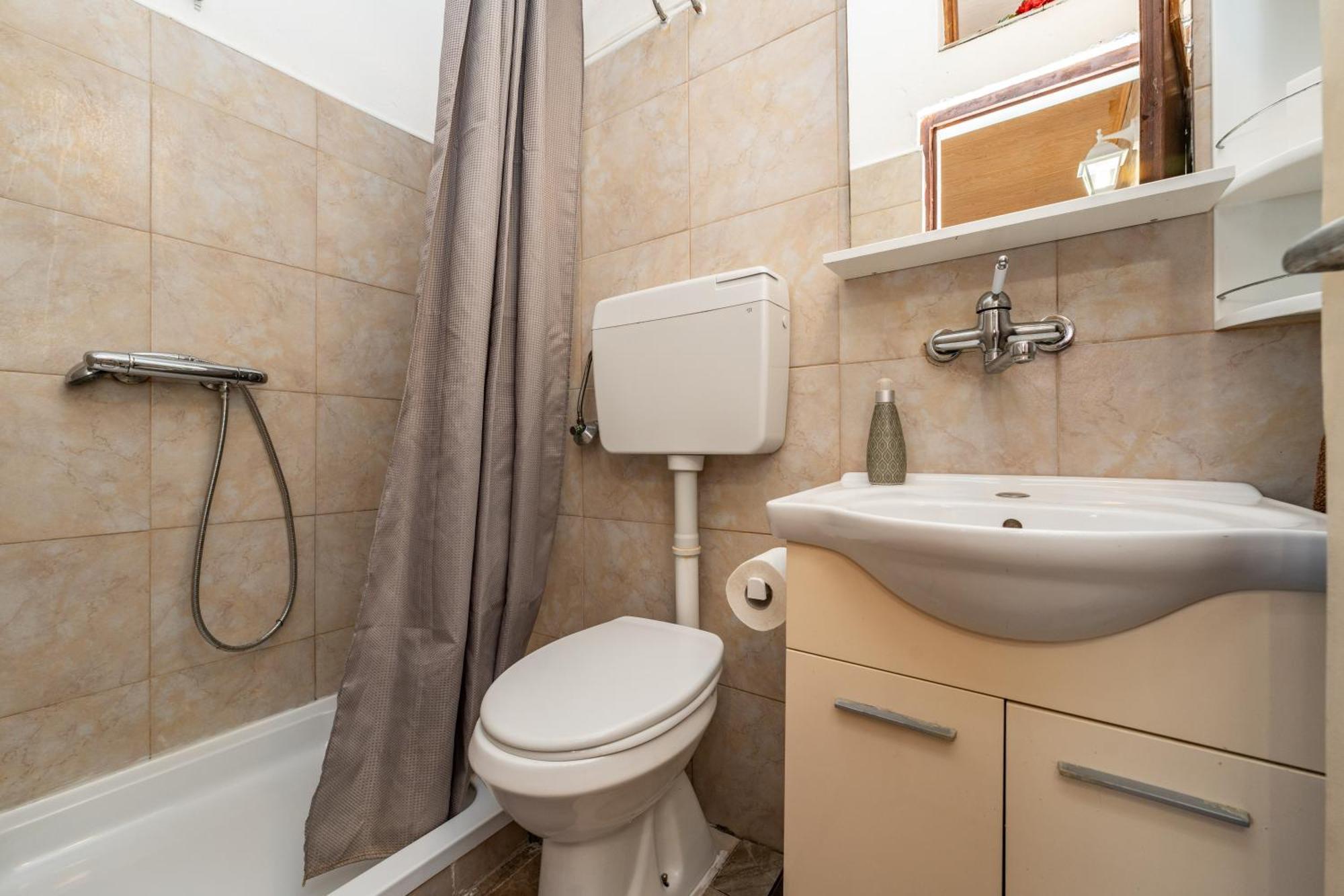 Apartmani Prpic Vir Buitenkant foto