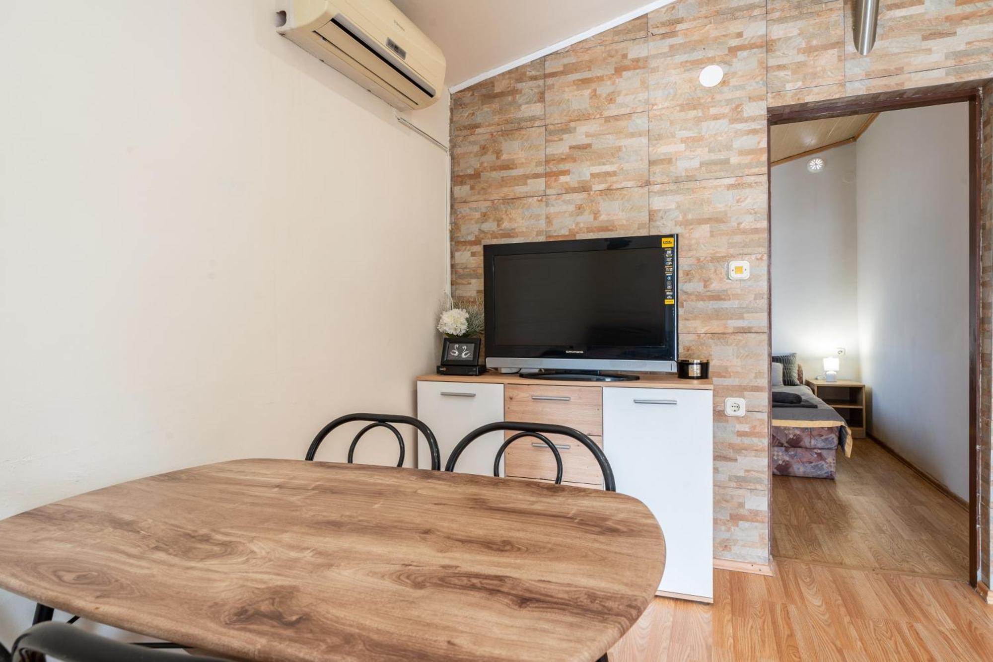 Apartmani Prpic Vir Buitenkant foto